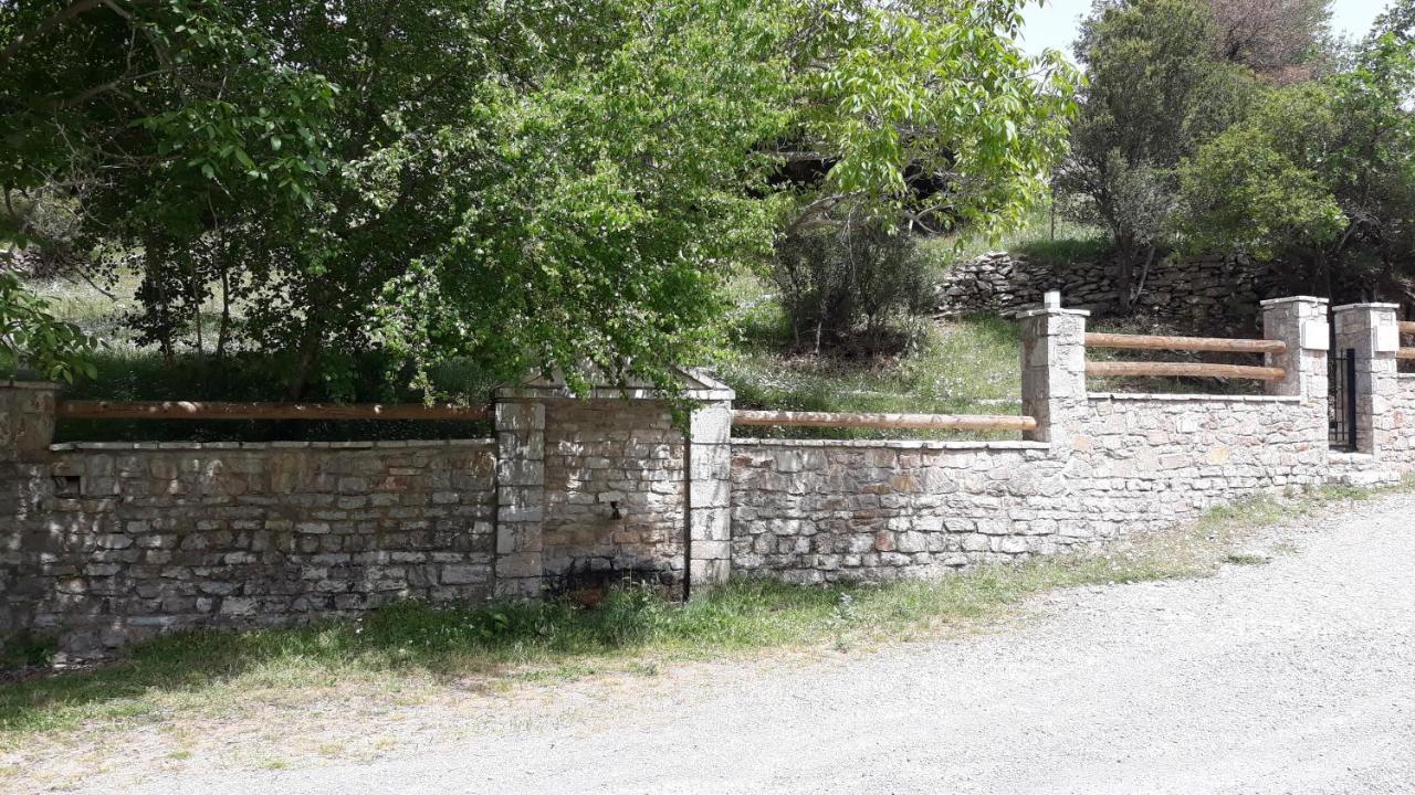 Villa Agno - Βίλα Αγνώ Ano Karies Eksteriør bilde
